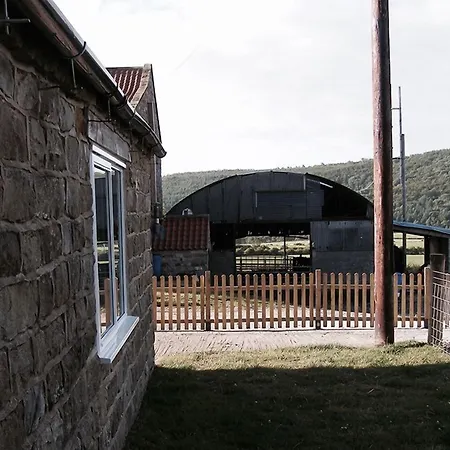 The Grainary Cottages-3