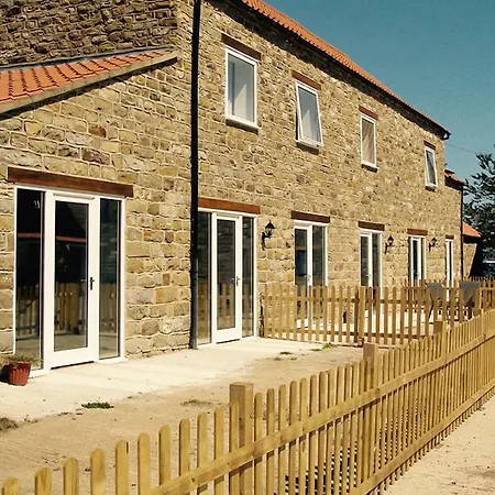 The Grainary Cottages-2